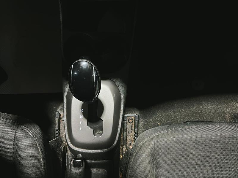 chevrolet Spark 2022 - 17