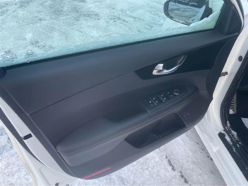 kia Forte5 2020 - 10