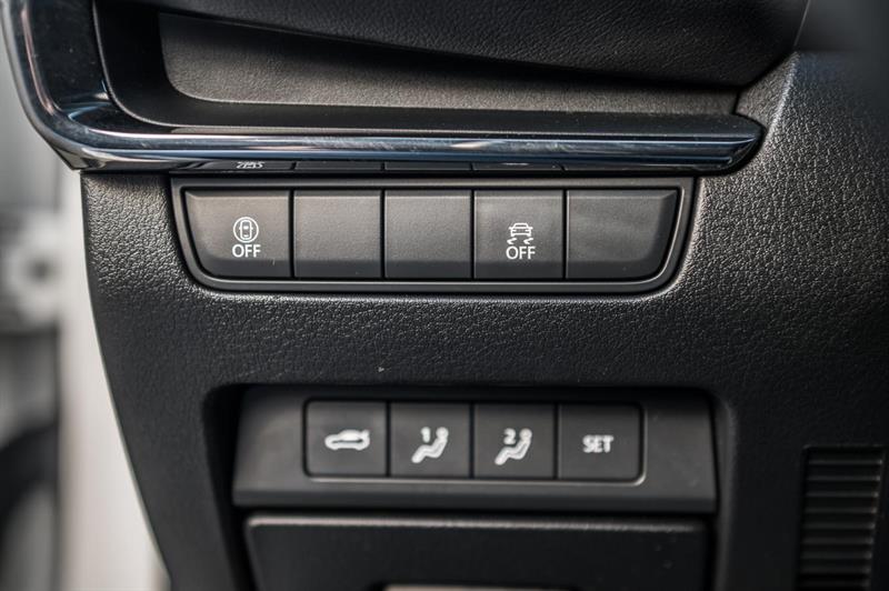 mazda Mazda3 2023 - 17