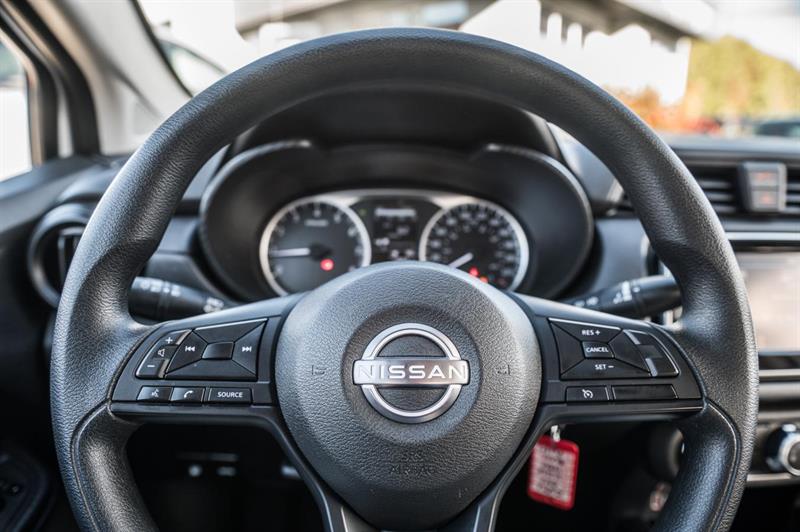 nissan Versa 2023 - 16