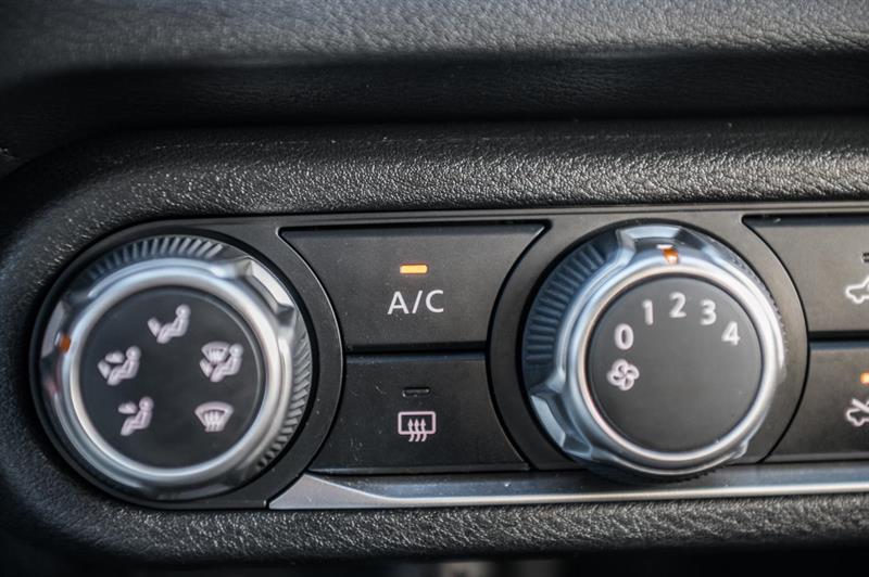 nissan Versa 2023 - 21