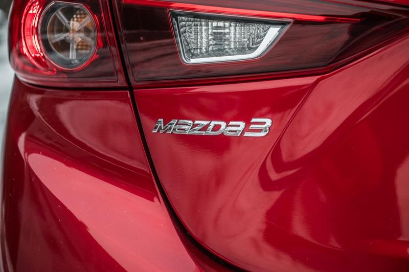 mazda Mazda3 2018 - 9