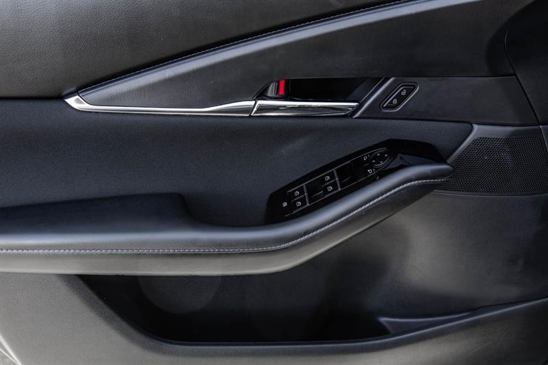 mazda CX-30 2023 - 11