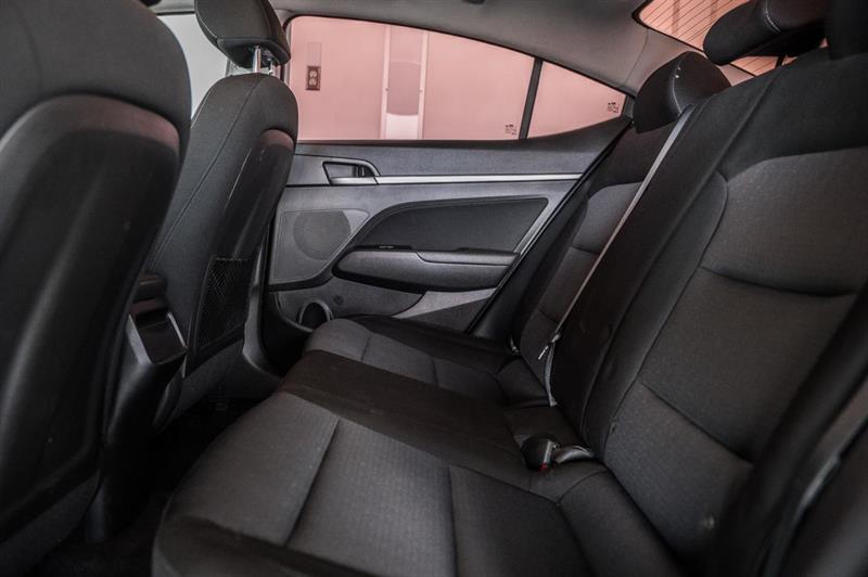 hyundai Elantra 2018 - 21