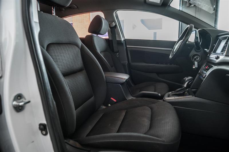 hyundai Elantra 2018 - 26