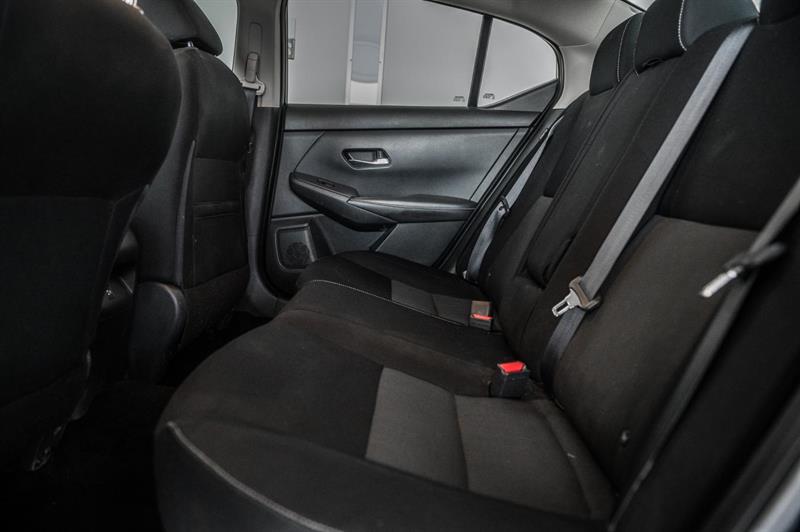 nissan Sentra 2020 - 23