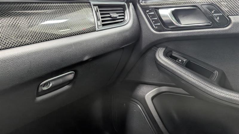 porsche Macan 2016 - 17