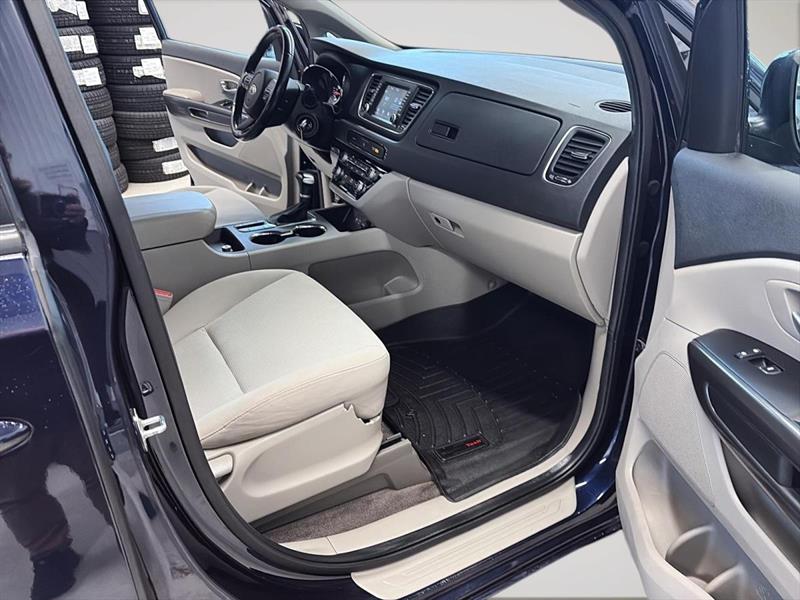 kia Sedona 2020 - 23