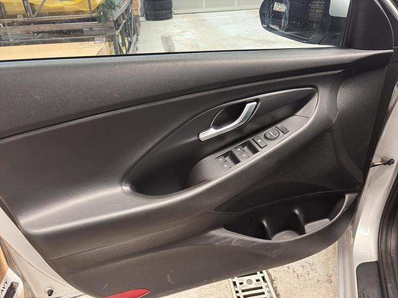 hyundai Elantra GT 2018 - 11