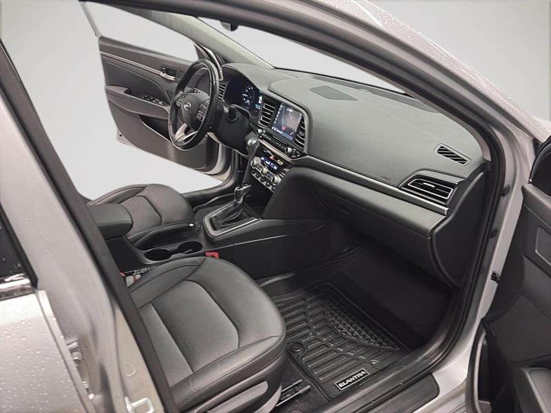 hyundai Elantra 2020 - 26