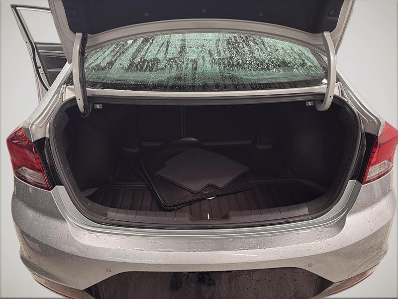 hyundai Elantra 2020 - 28