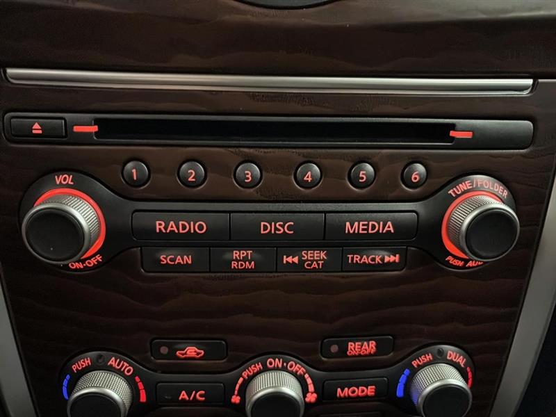 nissan Pathfinder 2017 - 24