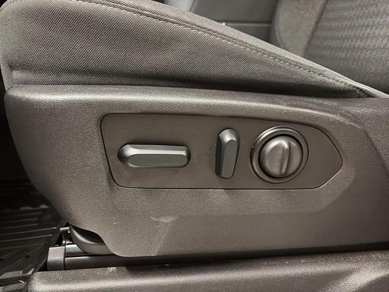 chevrolet Silverado 1500 2021 - 12