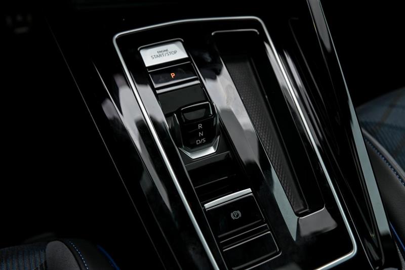 volkswagen Golf R 2025 - 19