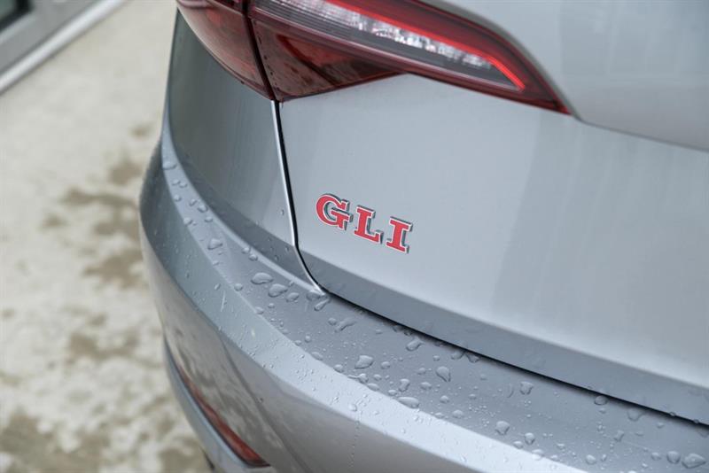 volkswagen Jetta 2021 - 8