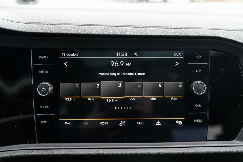 volkswagen Jetta 2021 - 16