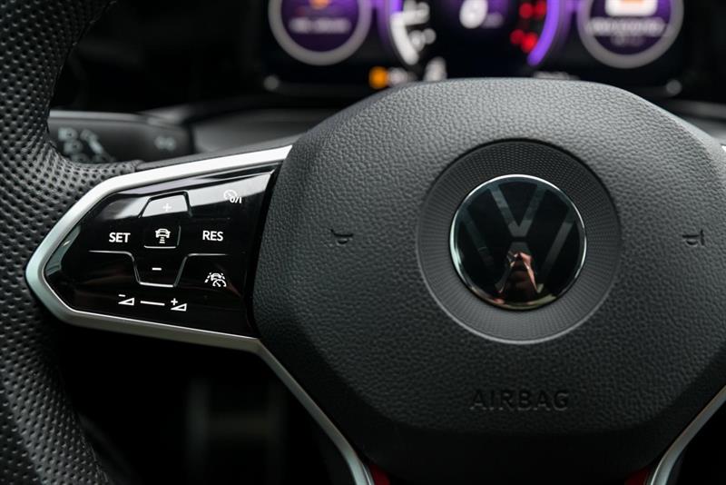 volkswagen Golf GTI 2022 - 15