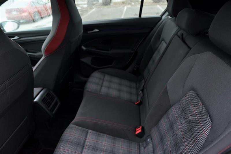 volkswagen Golf GTI 2022 - 21