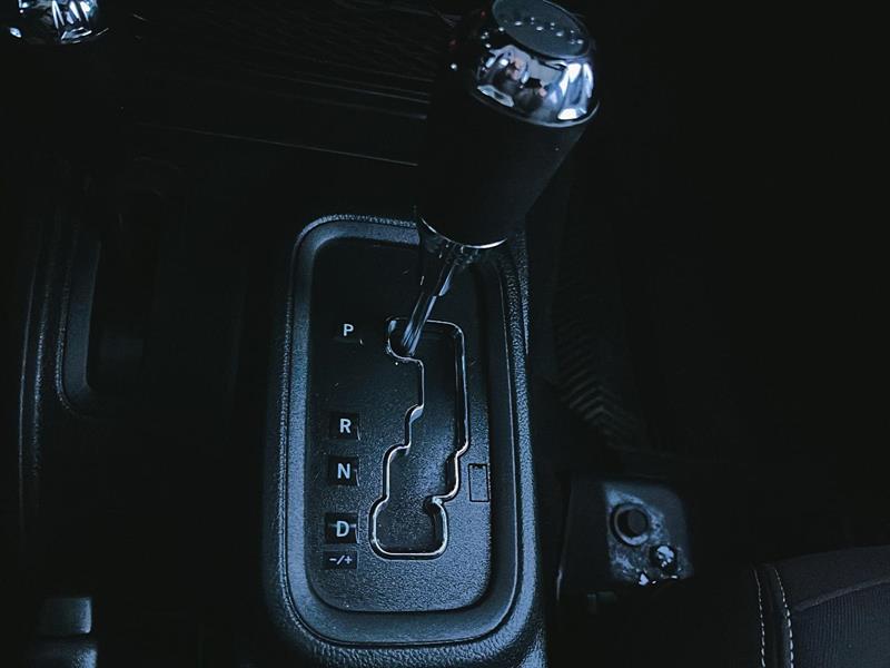 jeep Wrangler 2017 - 22