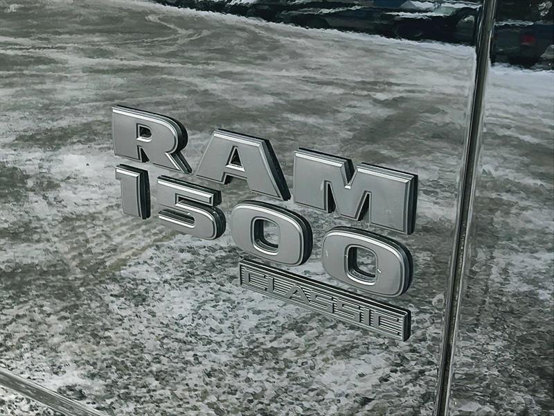 ram 1500 Classic 2022 - 12