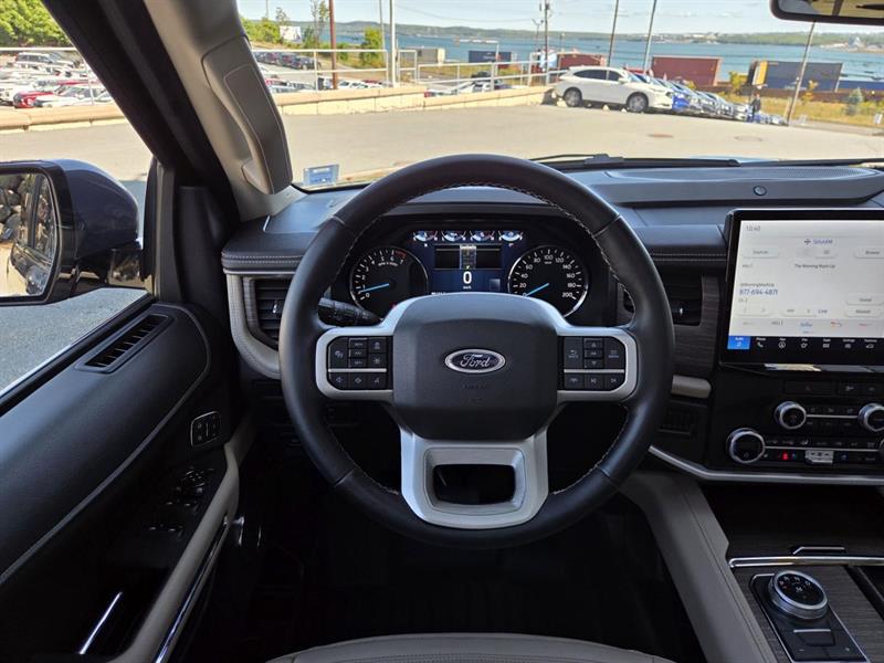 ford Expedition 2022 - 17