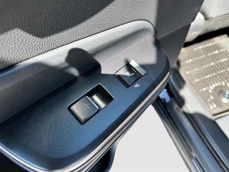 toyota Crown 2023 - 13