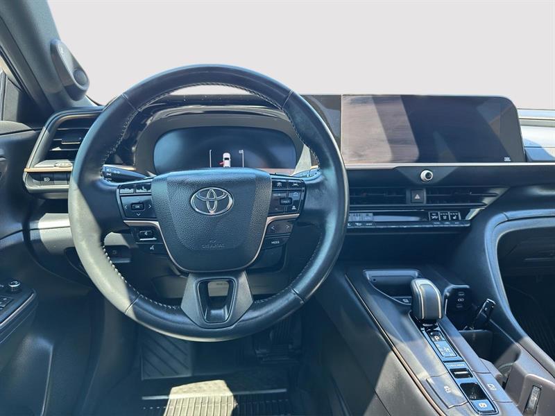 toyota Crown 2023 - 16