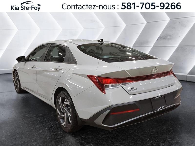 hyundai Elantra 2024 - 2