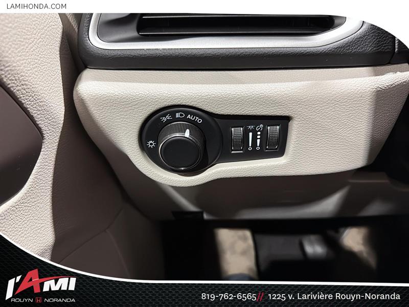 chrysler Grand Caravan 2023 - 17