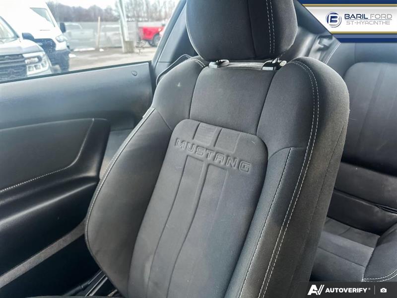 ford Mustang 2022 - 20