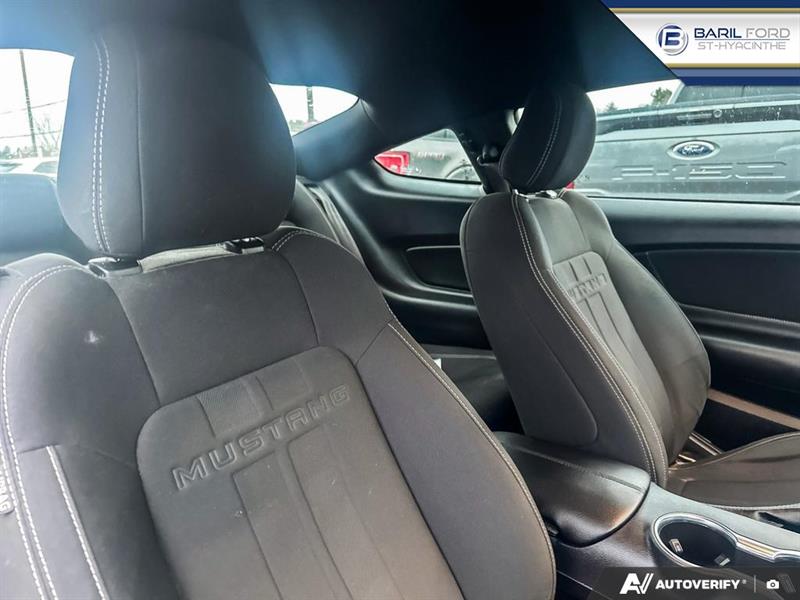 ford Mustang 2022 - 22