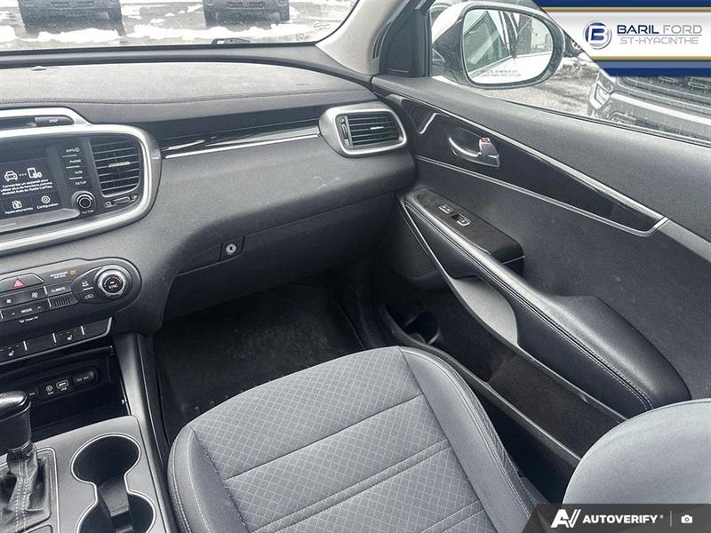 kia Sorento 2018 - 23