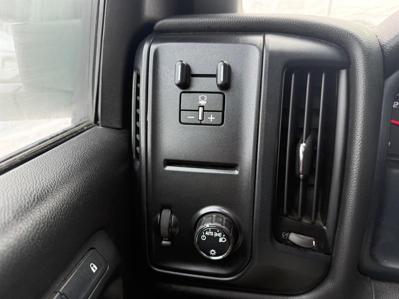 chevrolet Silverado 1500 2017 - 11