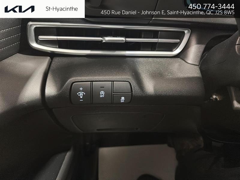 hyundai Elantra 2024 - 16