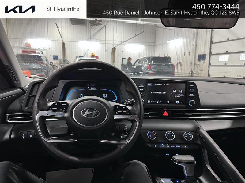 hyundai Elantra 2024 - 17