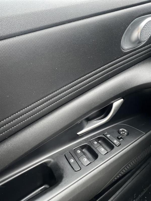 hyundai Elantra 2023 - 20