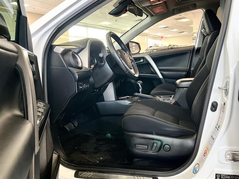 toyota RAV4 2018 - 13