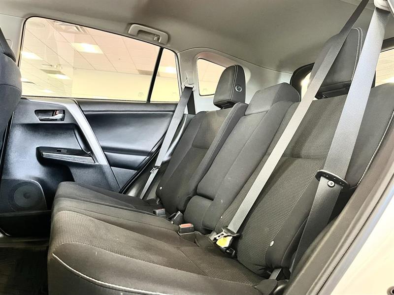 toyota RAV4 2018 - 17