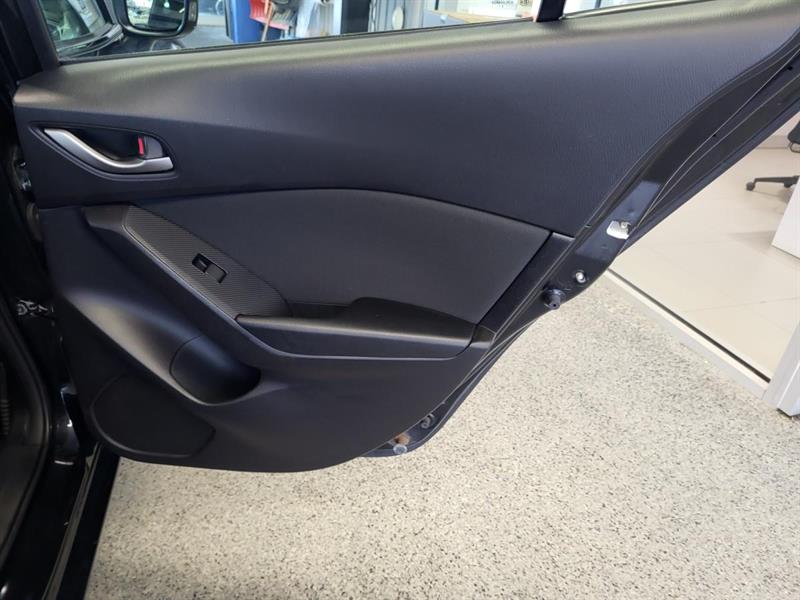 mazda Mazda3 2015 - 15