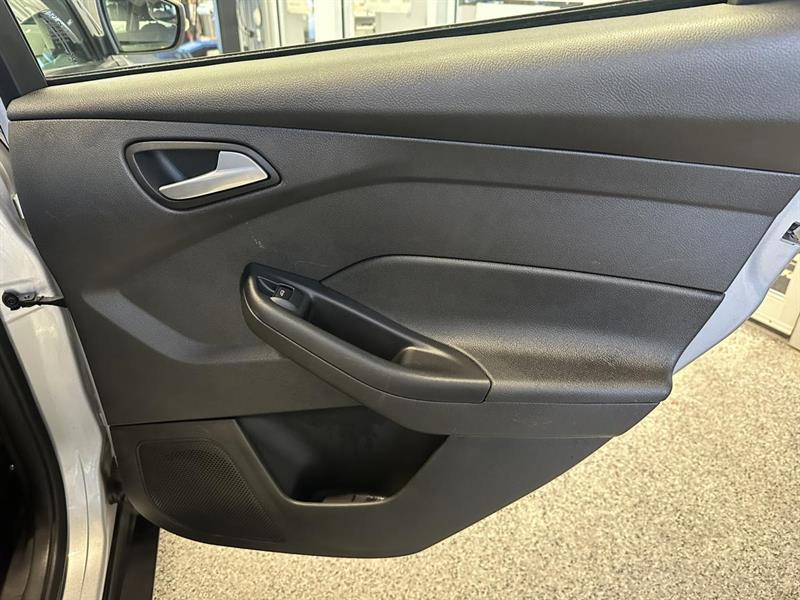 ford Focus 2015 - 14