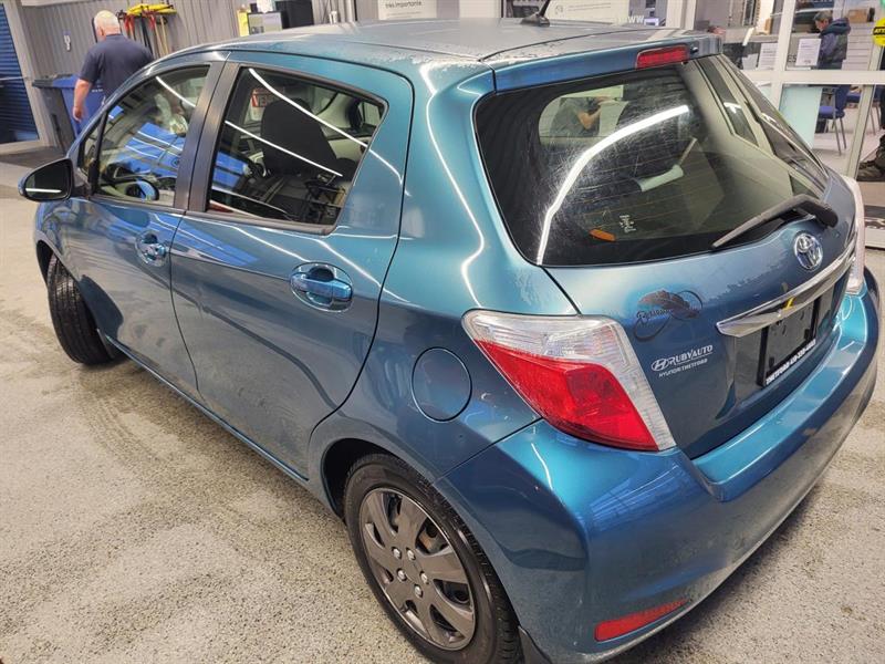 toyota Yaris 2012 - 7