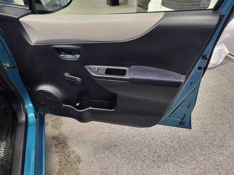 toyota Yaris 2012 - 13