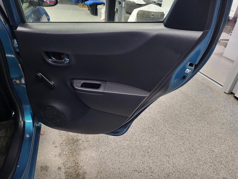 toyota Yaris 2012 - 15