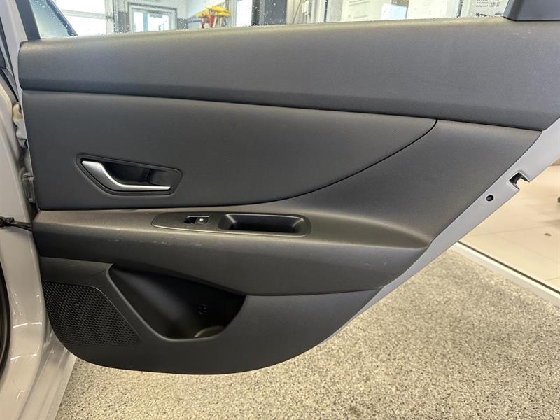 hyundai Elantra 2021 - 15