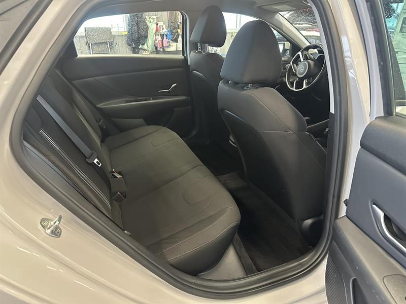 hyundai Elantra 2021 - 16