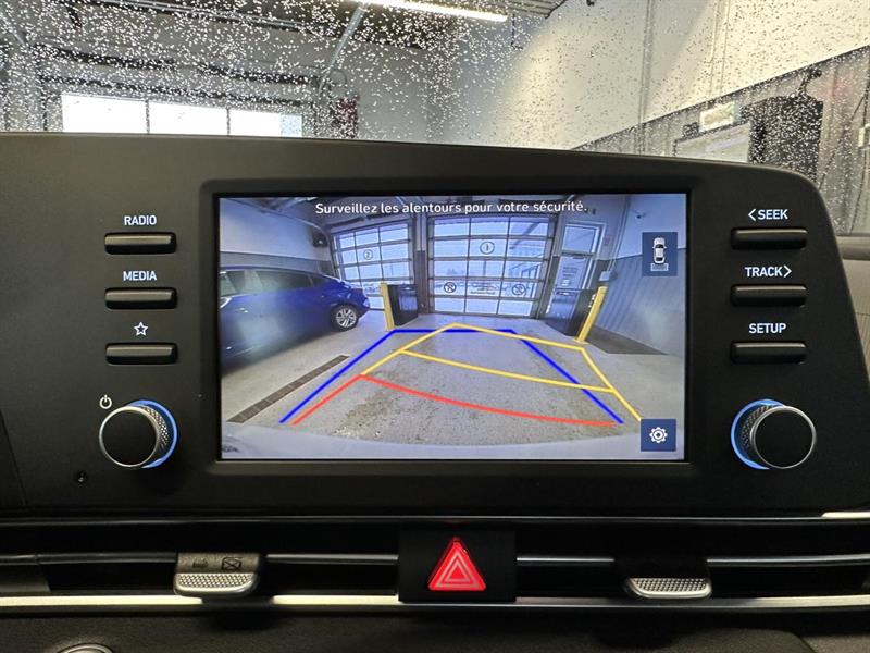 hyundai Elantra 2021 - 24