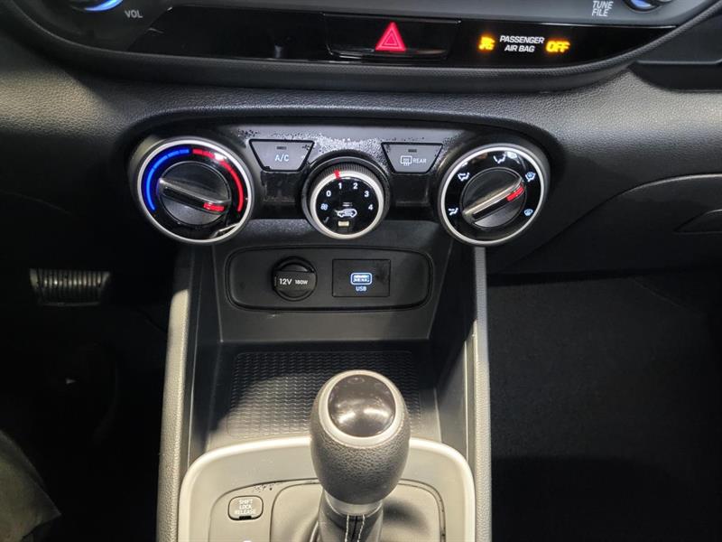 hyundai Venue 2021 - 25