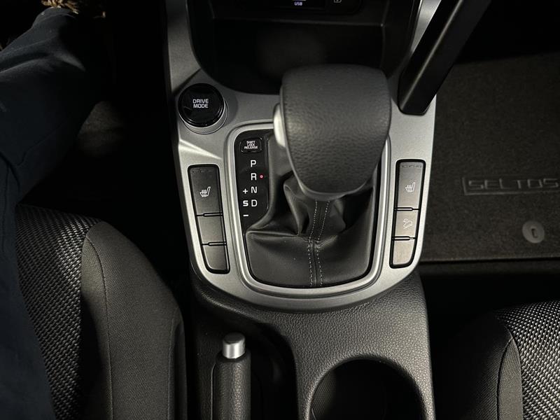 kia Seltos 2022 - 25