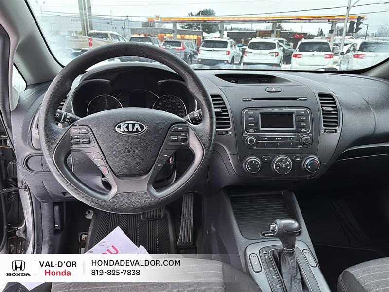 kia Forte 2015 - 8