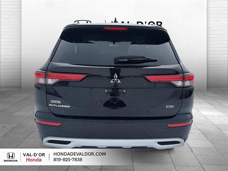 mitsubishi Outlander 2023 - 3